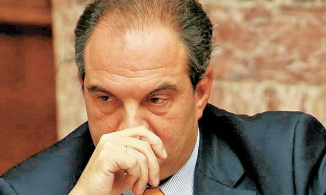 Δημοψήφισμα-Καραμανλής: Προτίμησε τη σιωπή...