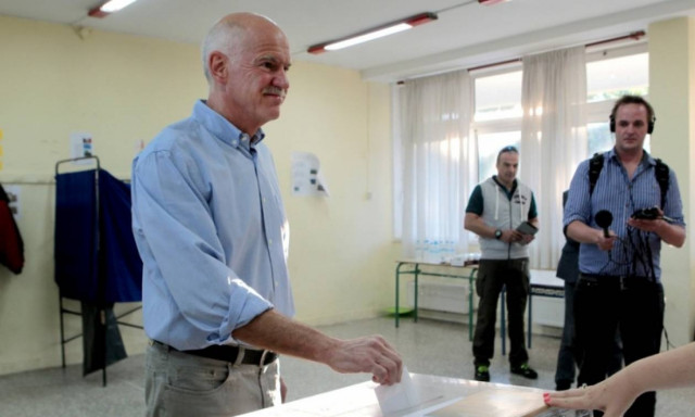 Δημοψήφισμα 2015 – Παπανδρέου: Να μείνουμε στον σκληρό πυρήνα του ευρώ