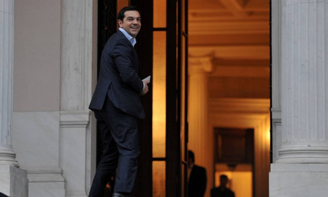 Αποτελέσματα δημοψηφίσματος 2015: Στο Μέγαρο Μαξίμου Αλέξης Τσίπρας και στελέχη της κυβέρνησης