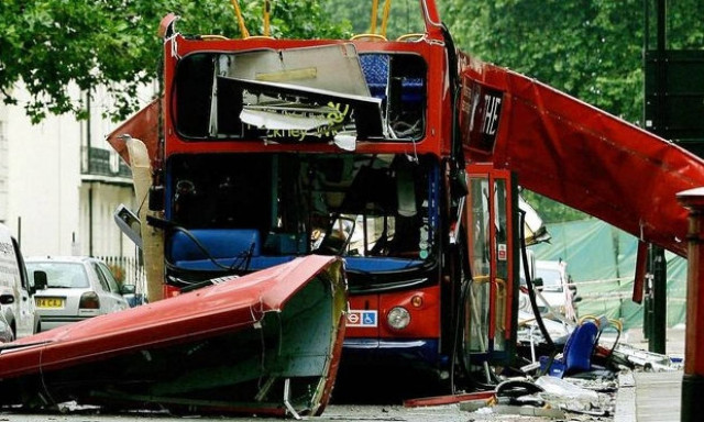 Σαν σήμερα οι βομβιστικές επιθέσεις της 7ης Ιουλίου στο Λονδίνο (video)