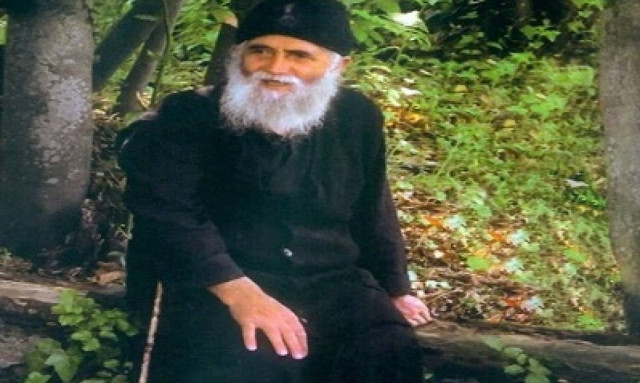 Το ένδυμα του Αγ. Παϊσίου στην αγρυπνία της Αγ. Ευφημίας