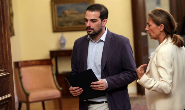 Σακελλαρίδης: Ο πρωθυπουργός ζήτησε τη στήριξη των πολιτικών αρχηγών