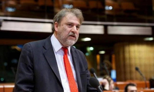 Μαριάς σε Βέμπερ: Πείτε πρώτα στη Μέρκελ να εξοφλήσει τις πολεμικές αποζημιώσεις (vid)