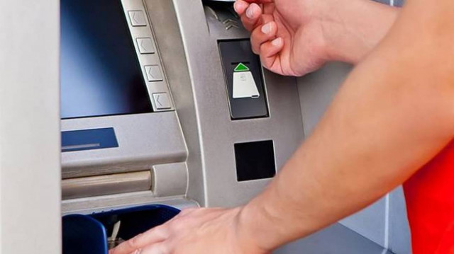 Σήμερα οι αποφάσεις για τις νέες συναλλαγές στις τράπεζες από την Πέμπτη