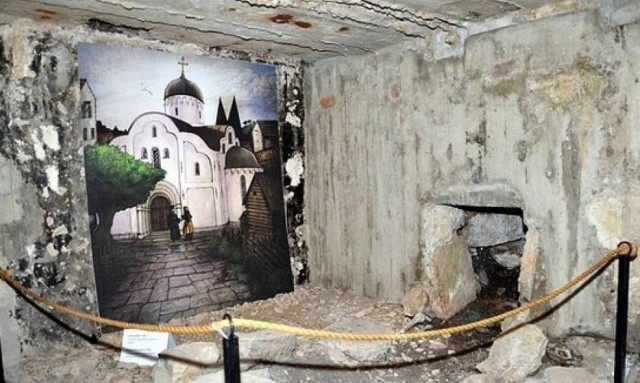 Απίστευτο-Πωλείται Ορθόδοξος ναός μαζί με τα λείψανα του ιερέα!