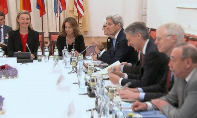 Πυρηνικό πρόγραμμα Ιράν: Νέα διορία μέχρι τη Δευτέρα στη διαπραγμάτευση