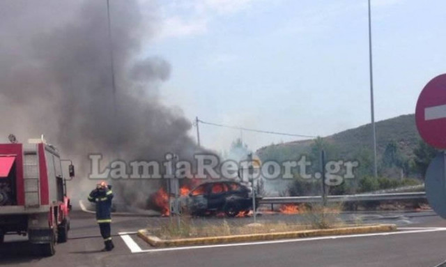 Παρανάλωμα του πυρός αυτοκίνητο στην Εθνική Οδό (Photos και Video)