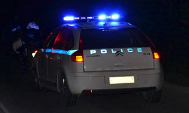 Φθιώτιδα: Αυτοκίνητα καταπλακώθηκαν από δέντρο