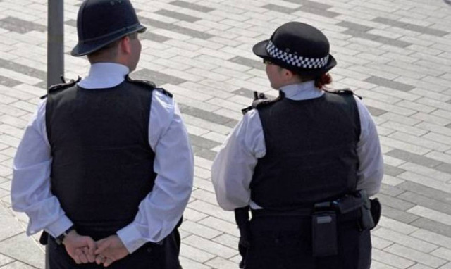 Αστυνομικοί το... έκαναν εν ώρα υπηρεσίας!