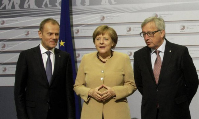 Πληροφορίες για έκτακτη συνάντηση Μέρκελ - Γιούνκερ - Ραχόι - Τουσκ για την Ελλάδα