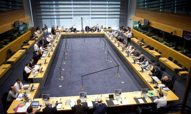 Συμφωνία: Χρηματοδότηση-γέφυρα για την Ελλάδα εξέτασε το Eurogroup