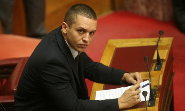 Συμφωνία - Κασιδιάρης: Ο Τσίπρας υπέγραψε το οριστικό ξεπούλημα της Ελλάδος (vid)