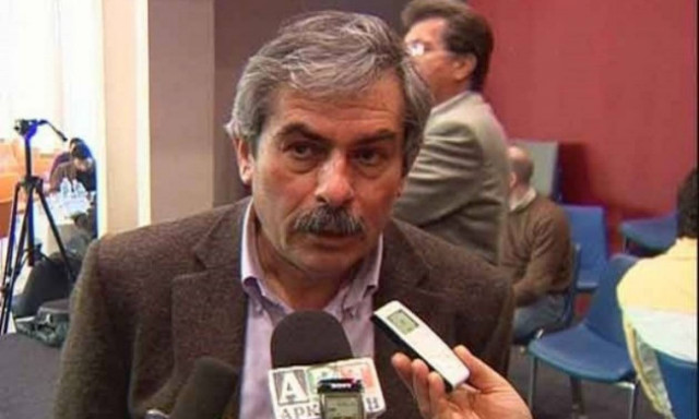 Σύνοδος Κορυφής - Πετράκος σε Τσίπρα: Γύρνα και κάνε εκλογές