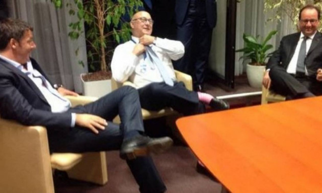 Σύνοδος Κορυφής: Ρέντσι και Σαπέν έβγαλαν τις γραβάτες τους!