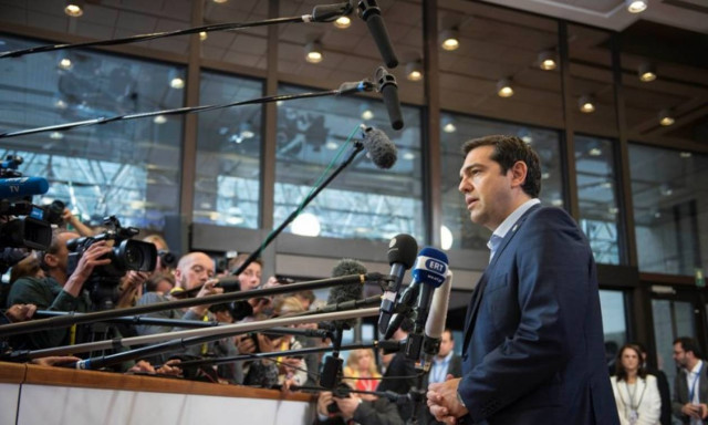 Τσίπρας στην ΕΡΤ: Παράλογη η αύξηση του ΦΠΑ σε εστίαση και τουρισμό