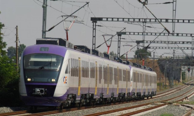 Απεργούν την Τετάρτη οι εργαζόμενοι σε τραίνα και προαστιακό