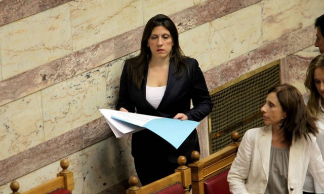 Μνημόνιο 3 – Βουλή: Αιχμές Κωνσταντοπούλου για τη διαδικασία – Αποχώρησε από το προεδρείο