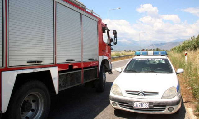 Πυρκαγιά ξέσπασε σε πλοίο στην Ελευσίνα