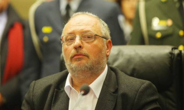 Ανασχηματισμός -Ήσυχος: Η κυβέρνηση δεν κινδυνεύει από τους βουλευτές της