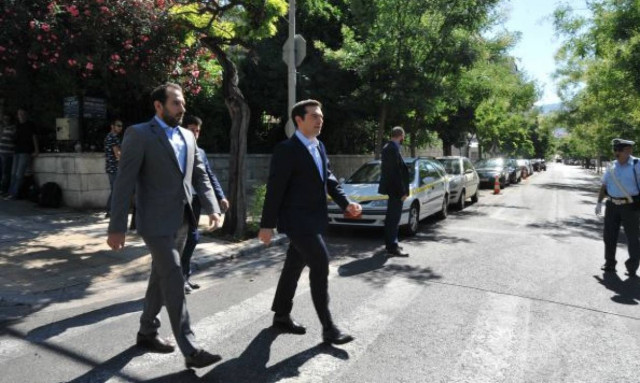 Ανασχηματισμός - Στο Μαξίμου ο πρωθυπουργός και οι νέοι υπουργοί μετά την τελετή ορκωμοσίας