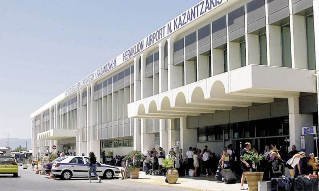 Ηράκλειο: Σύλληψη τριών αλλοδαπών στο «Ν. Καζαντζάκης»