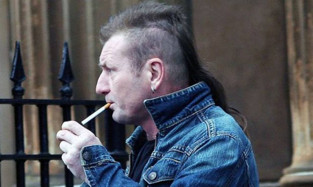 Μέθυσε και προσπάθησε να κάνει σεξ στο γραμματοκιβώτιο