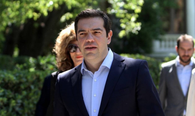 Spiegel: Αν γίνουν εκλογές, ο Τσίπρας μπορεί να πετύχει απόλυτη πλειοψηφία