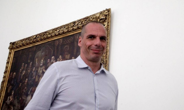 Βαρουφάκης: Ο Τσίπρας έπρεπε να αποφασίσει αυτοκτονία ή εκτέλεση!