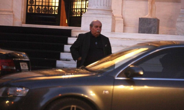 Βούτσης: Δεν θα απολυθεί κανένας δημόσιος υπάλληλος