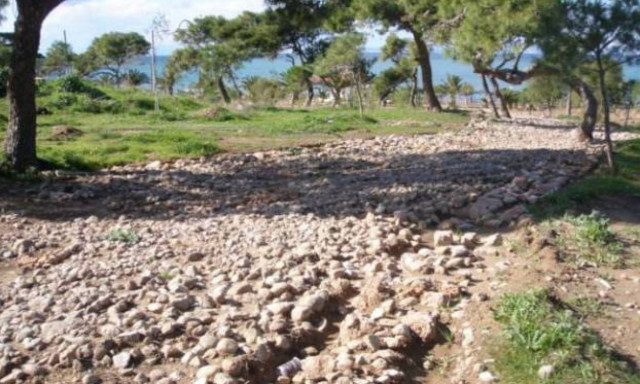 Αρχαιολογική έρευνα έφερε στο φως τμήμα αρχαίας αμαξιτής οδού (photos)