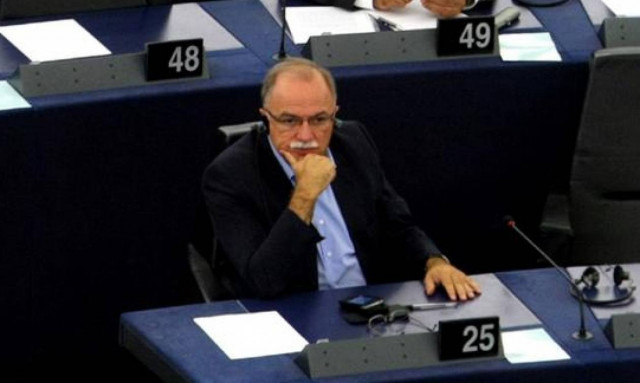 Παπαδημούλης: Αν πέσει ο Τσίπρας, πέφτει η χώρα