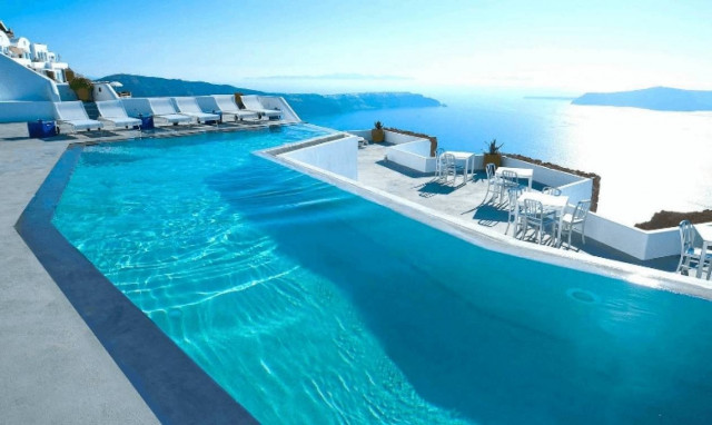 Die Zeit: Αν έπρεπε να υπάρχει μόνο μια χώρα για διακοπές, αυτή θα ήταν η Ελλάδα!