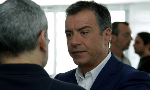 Στ. Θεοδωράκης: Η χώρα δεν αντέχει εκλογές