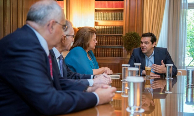 Τσίπρας προς τραπεζίτες: Να διασφαλίσουμε την προστασία των πιο αδύναμων