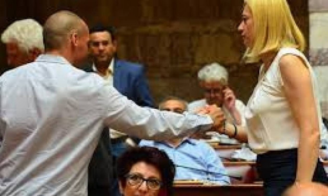 Γερμανικός Τύπος: Η ψήφιση του δεύτερου πακέτου και η κυβερνητική... πλειοψηφία