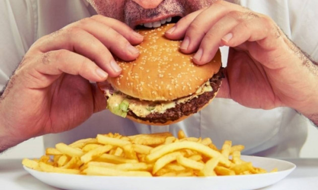 Ανήσυχος ύπνος: Ποιες τροφές πρέπει να αποφεύγετε