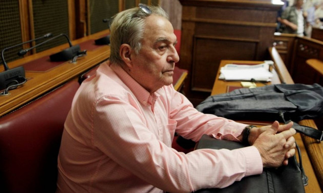 Φλαμπουράρης προς «αντάρτες» του ΣΥΡΙΖΑ:  Σύντροφοι συνέλθετε!