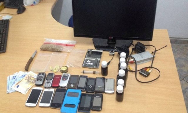 Τήνος: Χειροπέδες σε δύο για κατοχή και διακίνηση ναρκωτικών