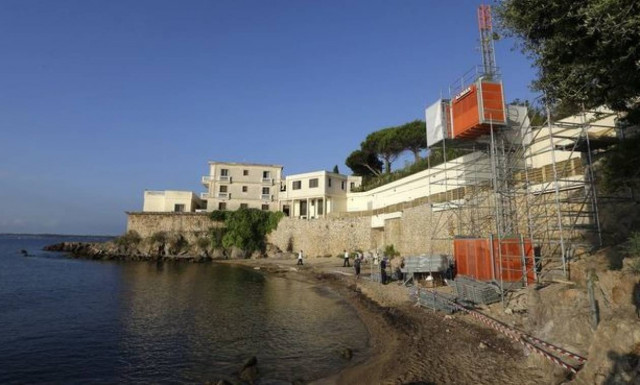 Petition as French Riviera beach closed for Saudi king