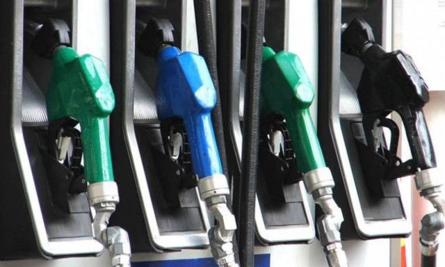 Αποκάλυψη Κουίκ: Η κυβέρνηση Σαμαρά-Βενιζέλου εμπόδισε την πάταξη του λαθρεμπορίου στα καύσιμα