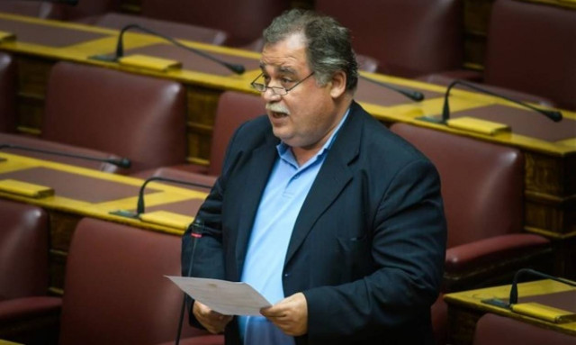 Λεουτσάκος: Δεν έχει τεθεί θέμα ηγεσίας στον ΣΥΡΙΖΑ αλλά θέμα πολιτικής