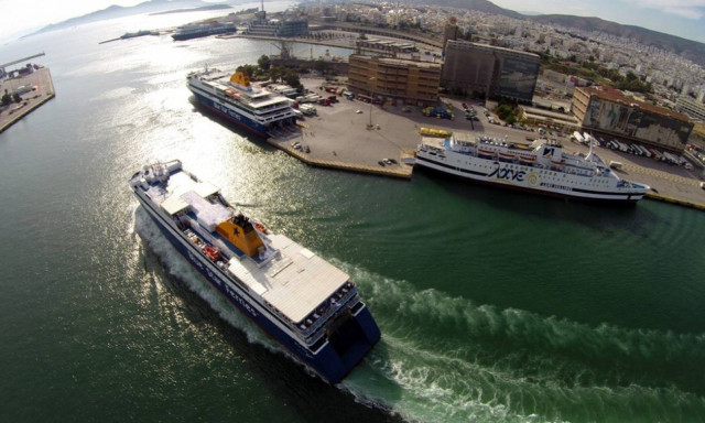 Το αδιαχώρητο στον Πειραιά – «Σαλπάρουν» οι αδειούχοι του Αυγούστου