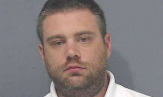 Κρατούσε το πτώμα του παιδιού του στην κούνια επί ένα μήνα