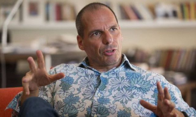 Βαρουφάκης στην El Pais: Εγώ θα το πατούσα το κουμπί του Plan B