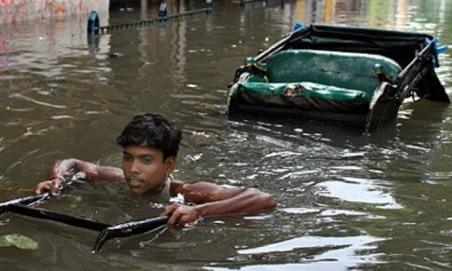 Εκατοντάδες νεκροί σε Ινδία, Πακιστάν, Μιανμάρ από τους μουσώνες
