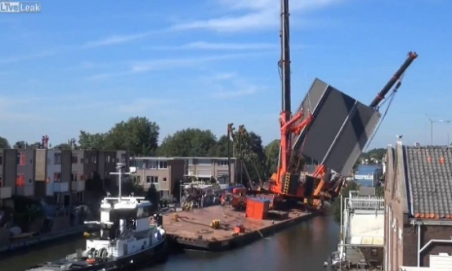 Ολλανδία: Γερανοί υποχωρούν καταπλακώνοντας σπίτια – Δεκάδες τραυματίες (videos)