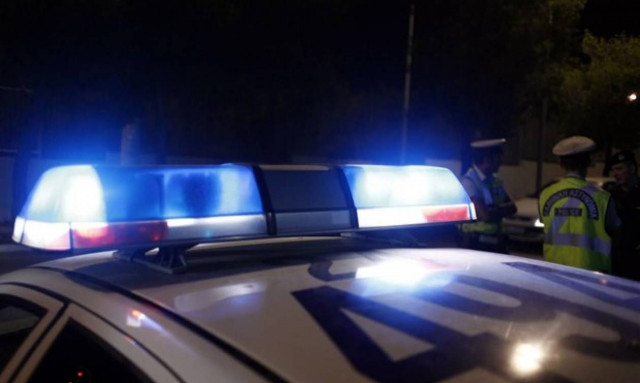 Ισχυρή έκρηξη σε μεζονέτα στη Βουλιαγμένη