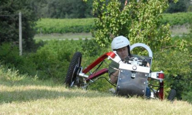 To θέλεις αυτό το όχημα γιατί πάει παντού (video)