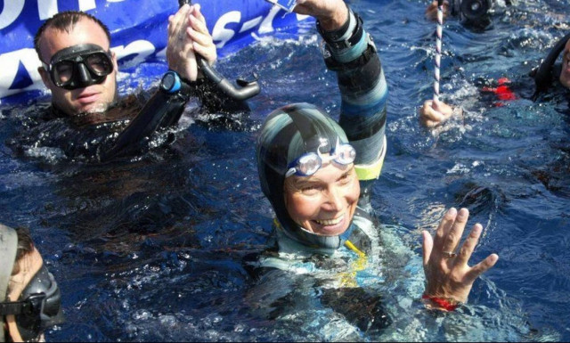 Φόβοι ότι πνίγηκε η κορυφαία καταδύτρια του κόσμου, Ναταλία Μολτσάνοβα (video)