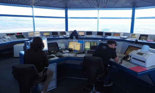 Προβλήματα στις πτήσεις λόγω της στάσης εργασίας των ελεγκτών εναέριας κυκλοφορίας